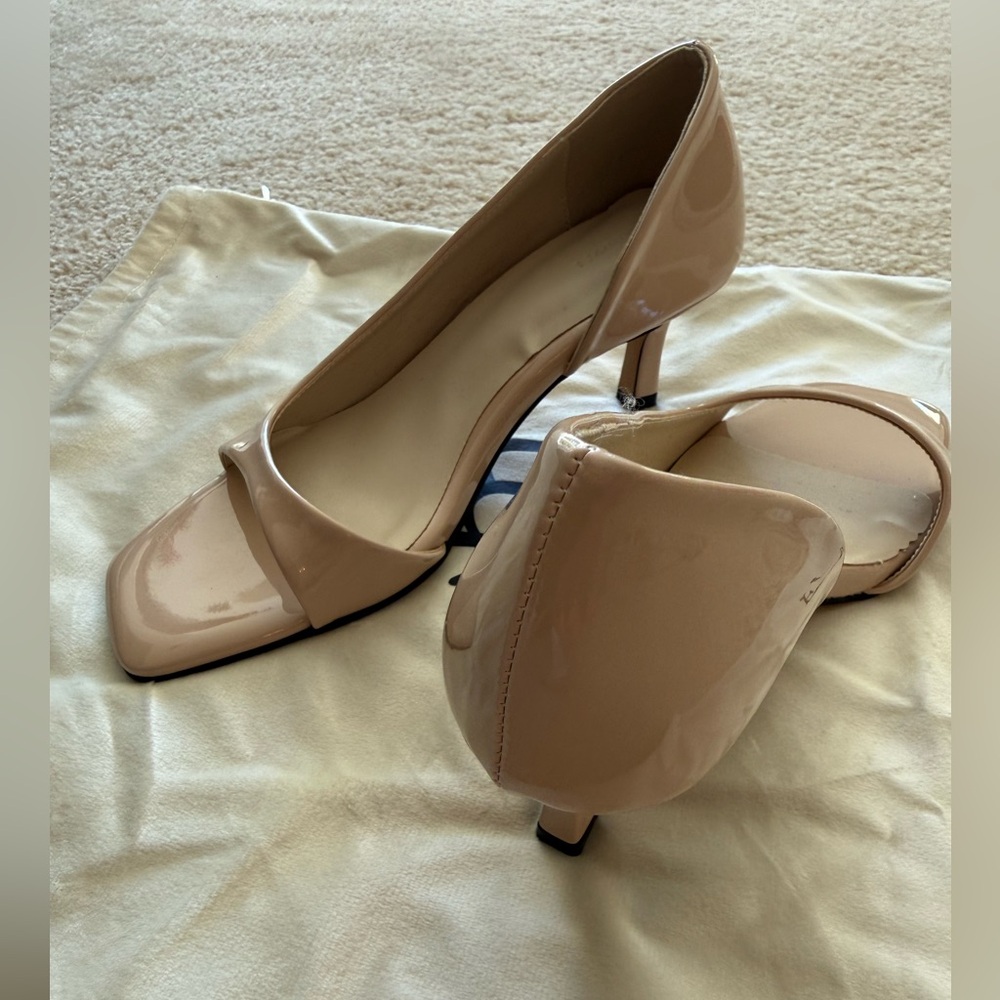 Chic Beige Patent Leather Heels